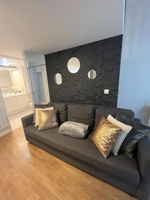 Magnifique Duplex 45 M2 Aux Portes De Paris Metro Barbara A 30Mn Expo Porte De Versailles موروج المظهر الخارجي الصورة