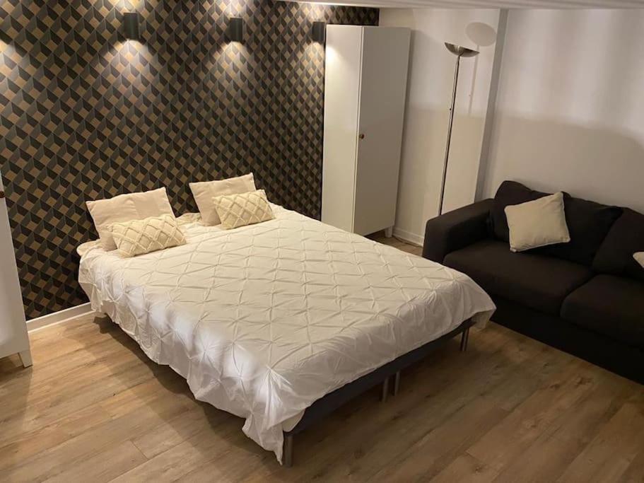 Magnifique Duplex 45 M2 Aux Portes De Paris Metro Barbara A 30Mn Expo Porte De Versailles موروج المظهر الخارجي الصورة